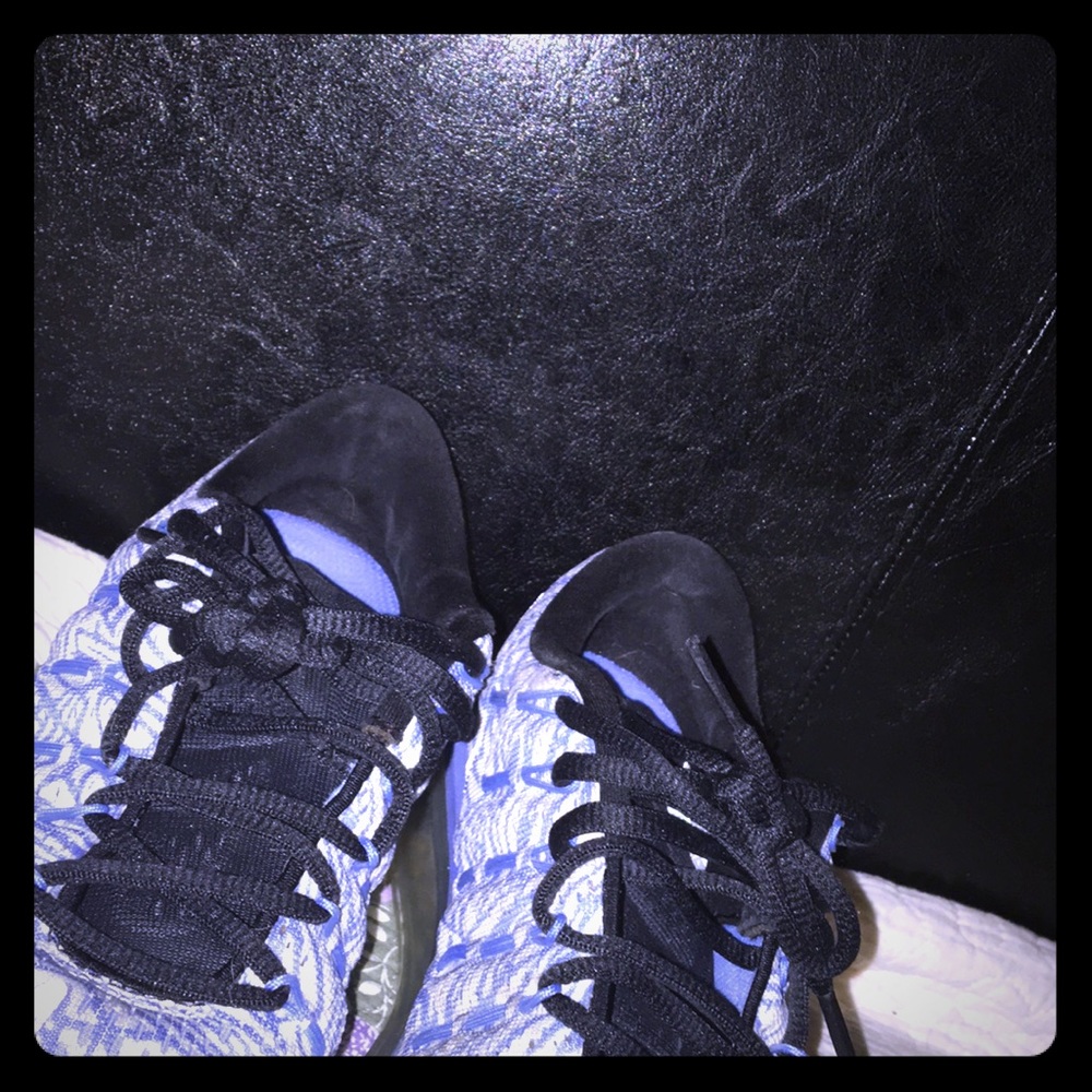 Unisex Light Blue Nike Shoes